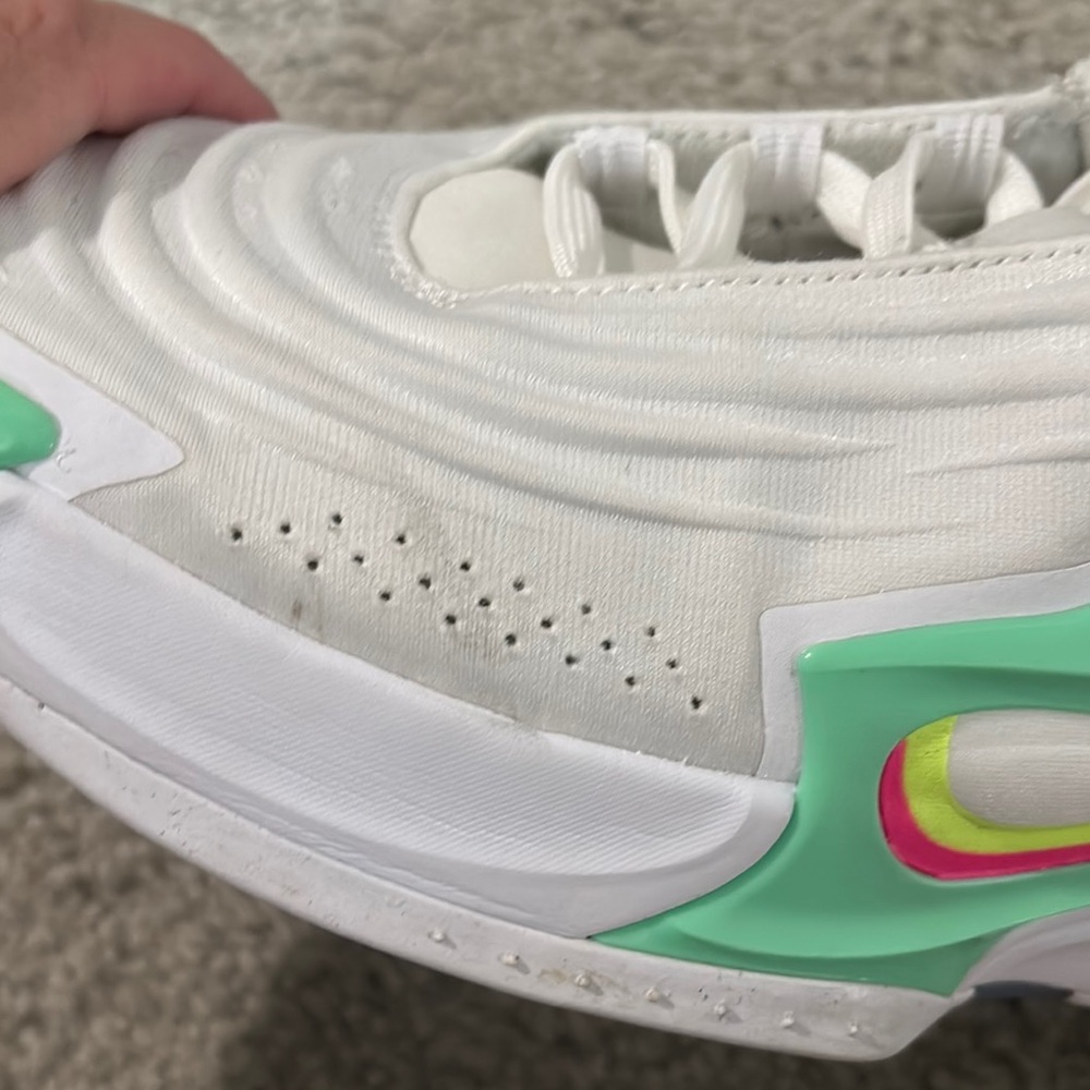 Mens White and Green Athletic Shoes - Picture 15 of 16